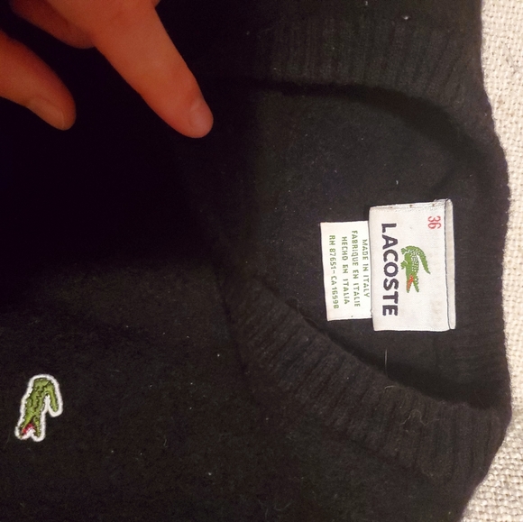 100% Wool Lacoste sweater - Picture 2 of 3